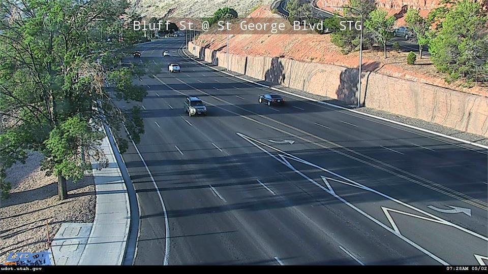 Traffic Cam Bluff St SR 18 @ St George Blvd SR 34 STG