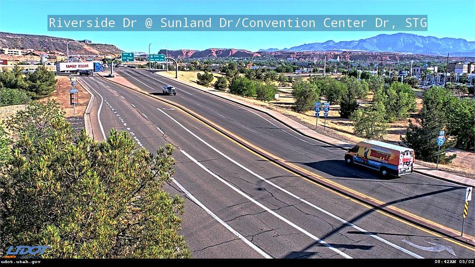 Traffic Cam Bluff St Riverside Dr SR 18 @ Sunland Dr Convention Center Dr STG