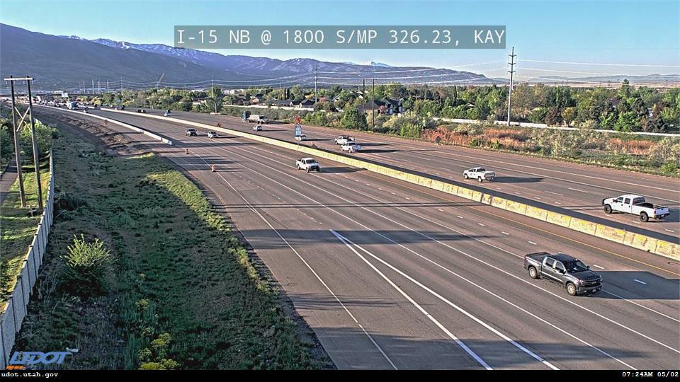 Traffic Cam I-15 NB @ 1800 S MP 326.23 KAY