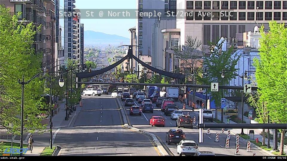 Traffic Cam State St SR 186 @ North Temple St 2nd Ave SLC