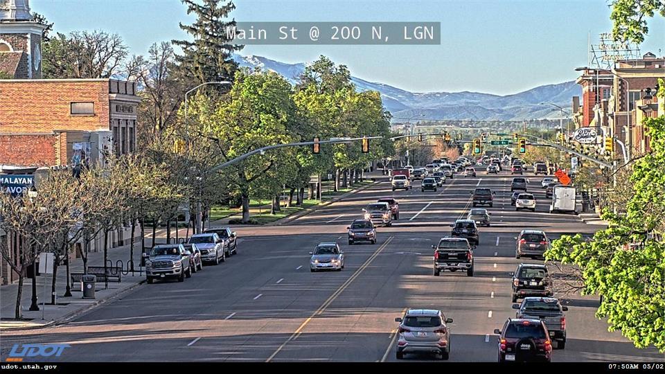 Traffic Cam Main St US 8991 @ 200 N SR 30 LGN