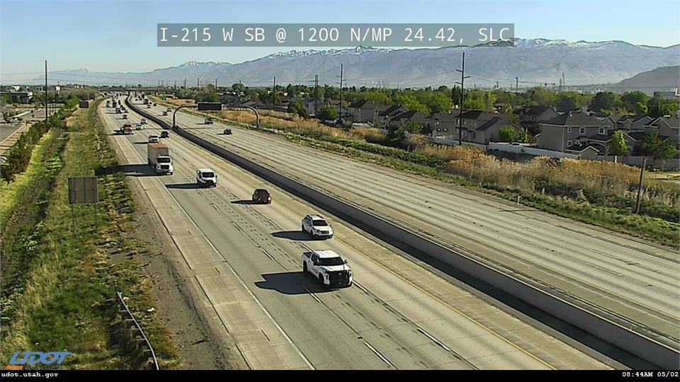 Traffic Cam I-215 W SB @ 1200 N MP 24.42 SLC