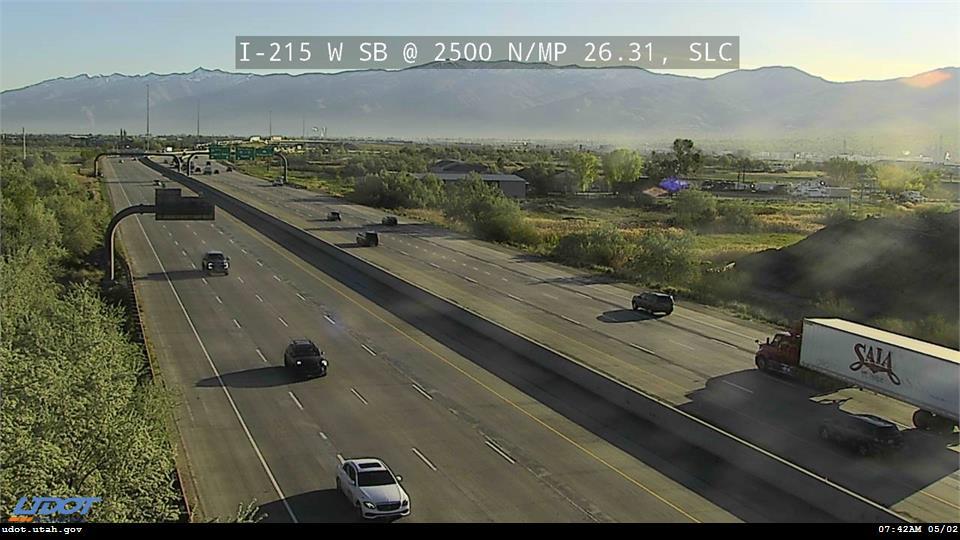 Traffic Cam I-215 W SB @ 2500 N MP 26.31 SLC