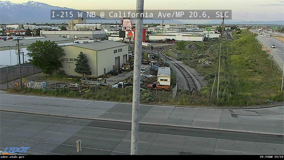 Traffic Cam I-215 W NB @ California Ave 1330 S MP 20.6 SLC