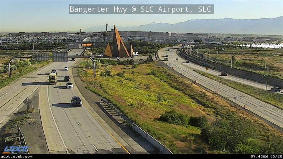Traffic Cam Bangerter Hwy SR 154 @ SLC Airport N of I-80  MP 24.1 SLC
