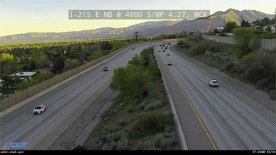 Traffic Cam I-215 E NB @ 4800 S MP 4.27 HDY