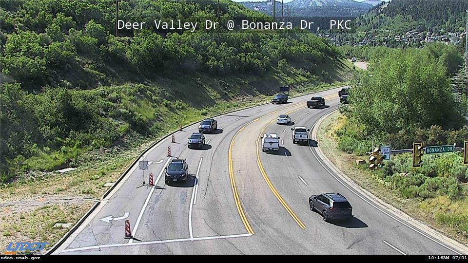 Deer Valley Dr
