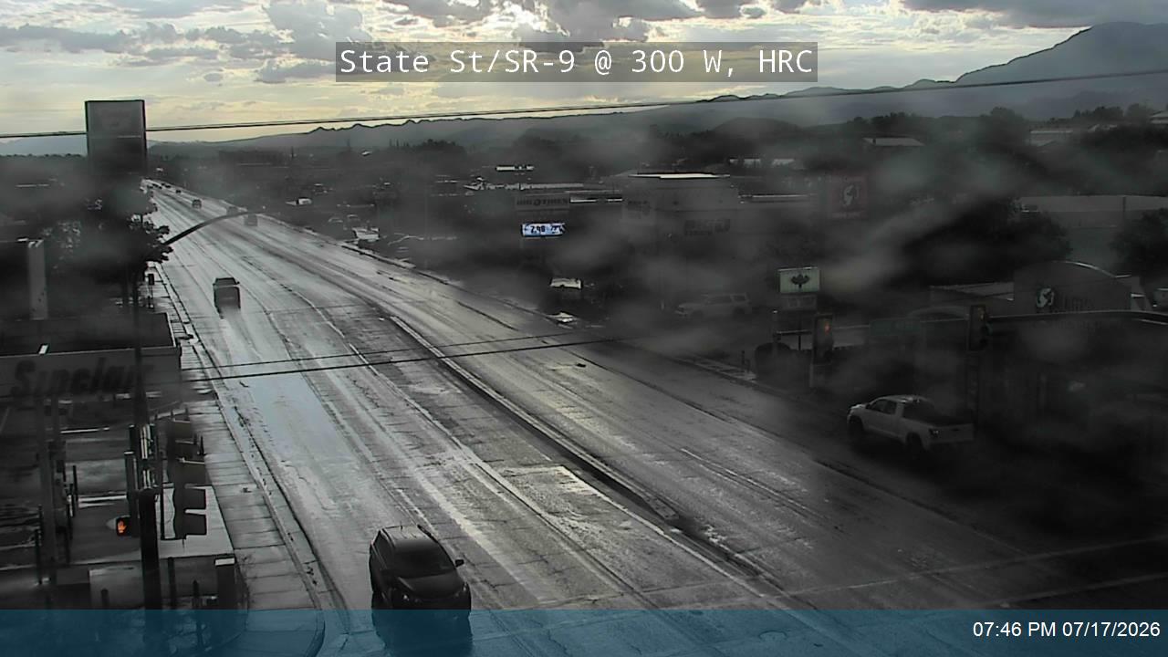 SR-9 traffic camera, view east, Hurricane, Utah