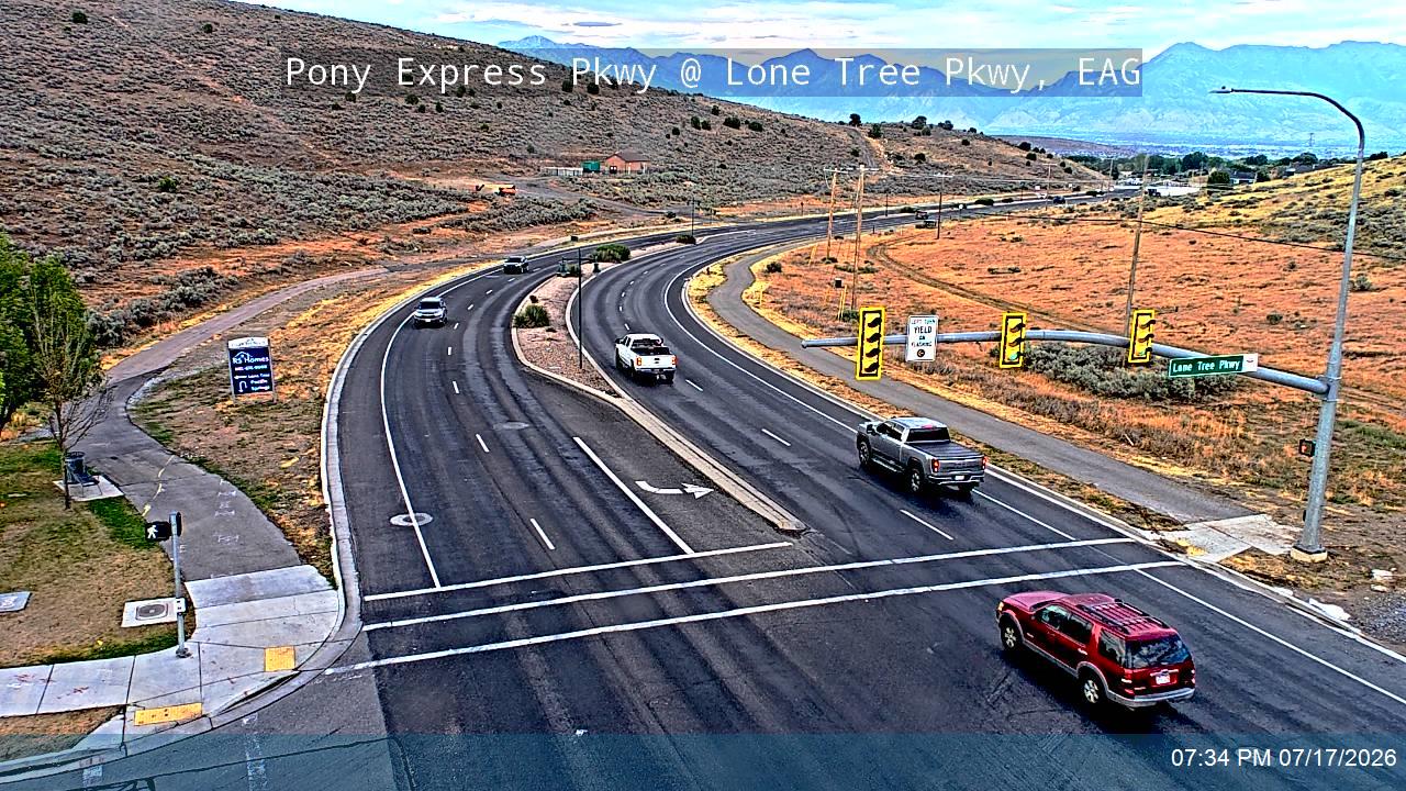Pony Express Pkwy traffic camera, view south, Eagle Mountain, Utah
