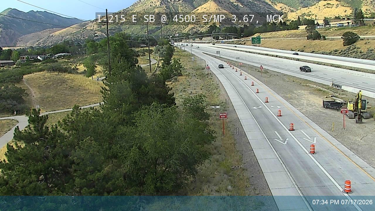 I-215 traffic camera, view south, Millcreek