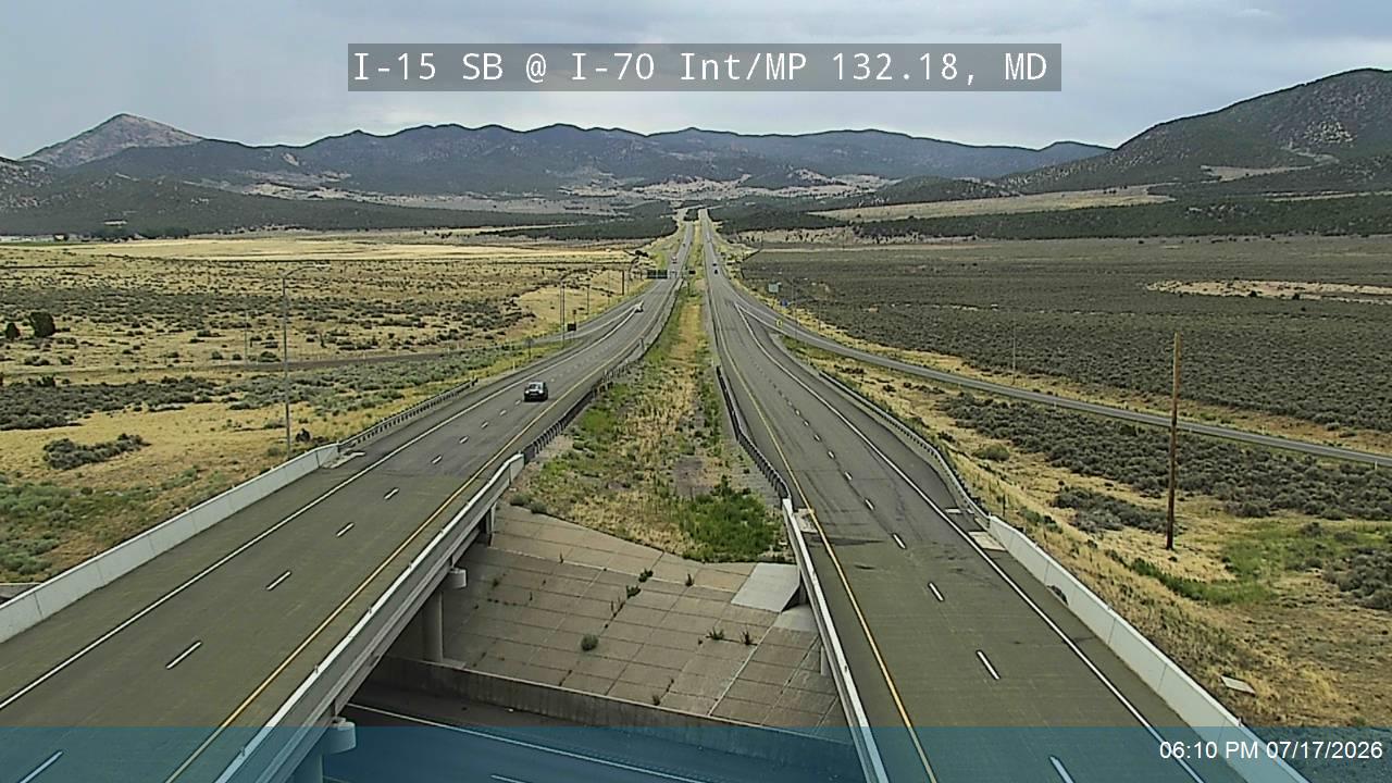 I-15 SB @ I-70 Interchange / MP 132.18, MD traffic camera, Millard County