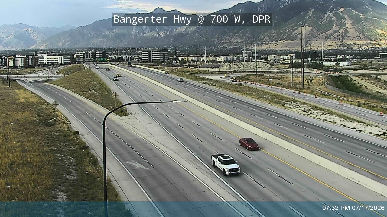 SR-154 traffic camera, Draper
