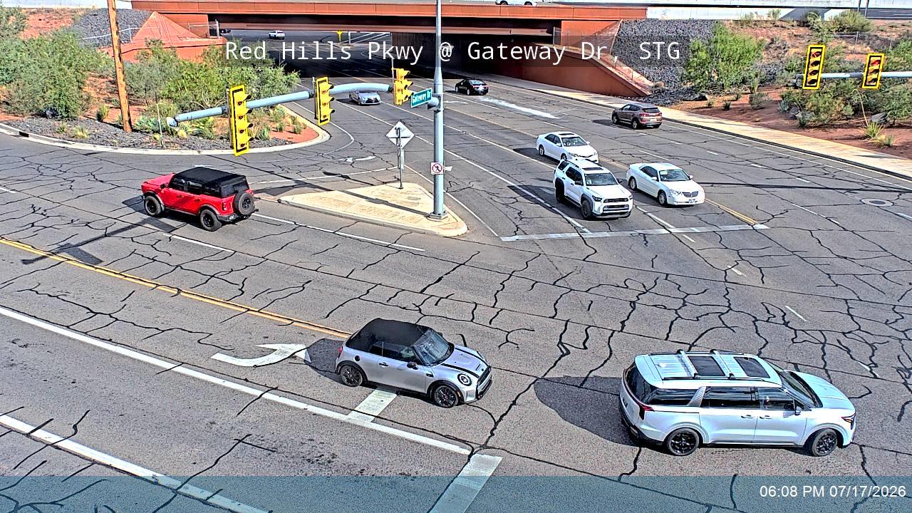Red Hills Pkwy traffic camera, view south, St. George, Utah
