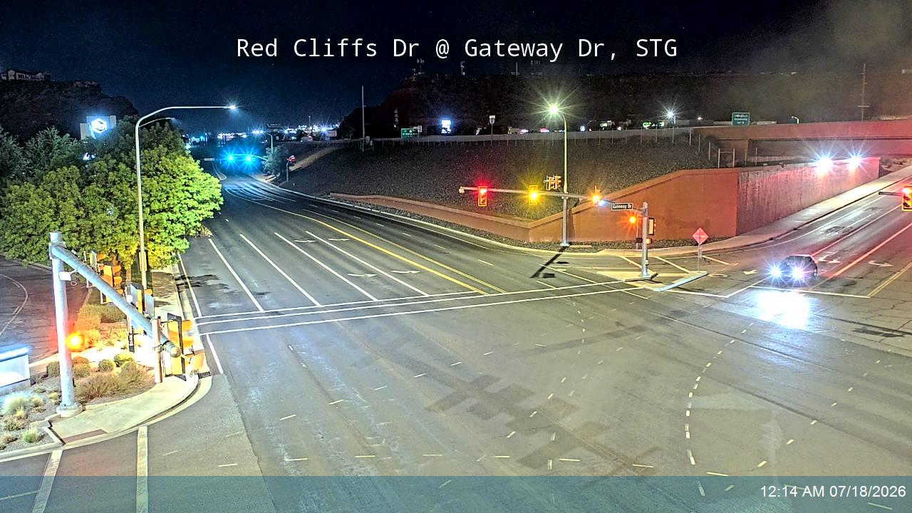 Red Cliffs Dr traffic camera, view north, St. George, Utah