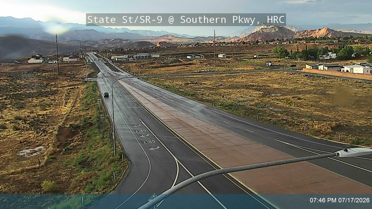 SR-9 traffic camera, view west, Hurricane, Utah