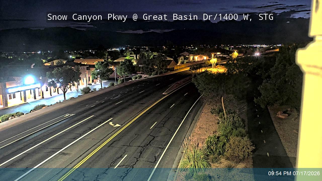 Snow Canyon Pkwy traffic camera, view south, St. George, Utah