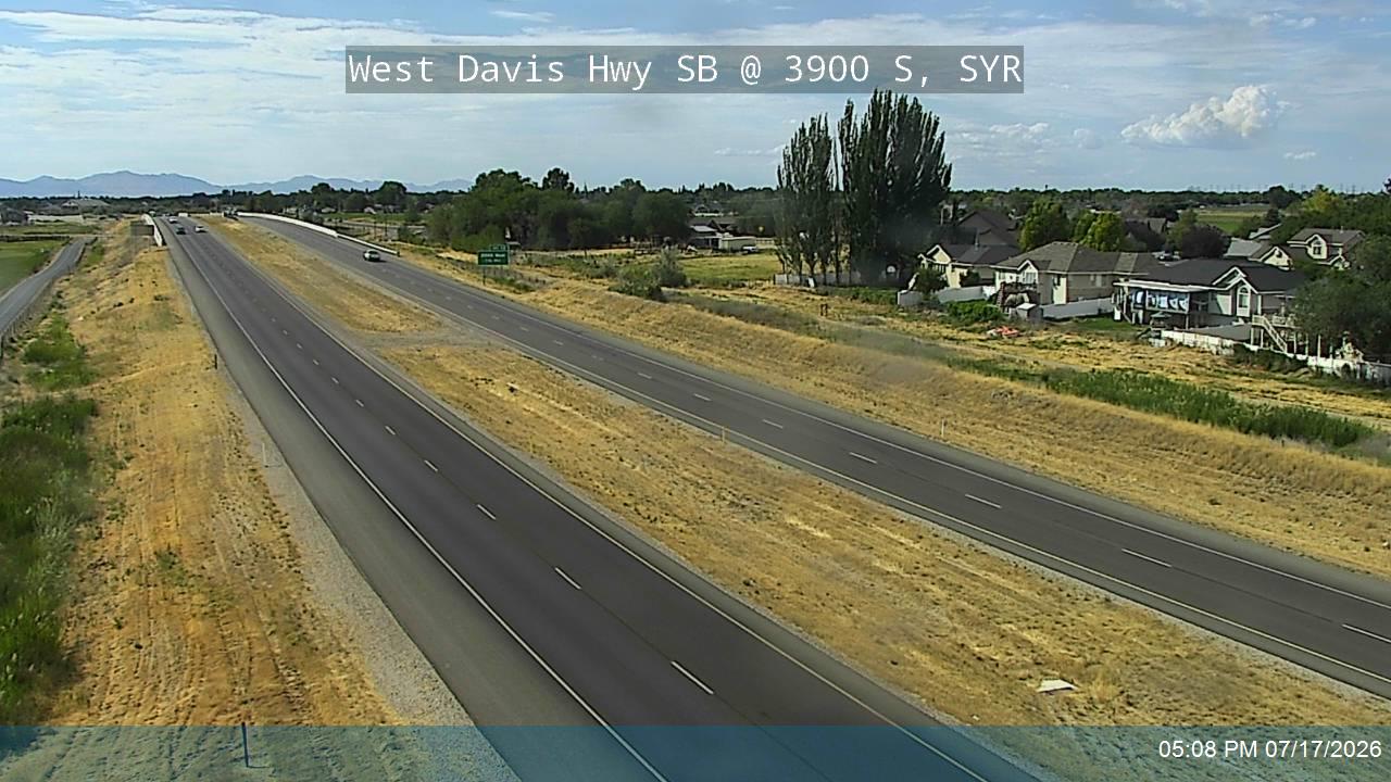 West Davis Hwy traffic camera, view south, Syracuse, Utah
