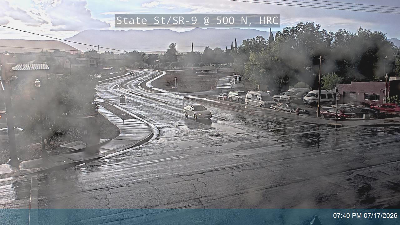 SR-9 traffic camera, view east, Hurricane, Utah