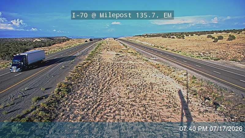 I-70 @ Milepost 135.6, EM traffic camera, Emery County