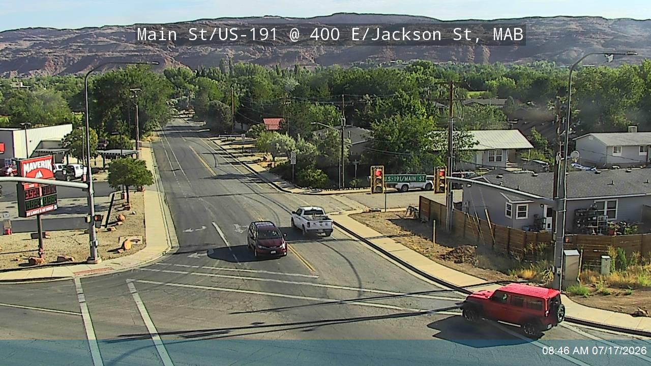 US-191 traffic camera, view south, Moab, Utah