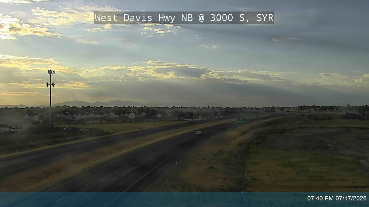 West Davis Hwy traffic camera, view north, Syracuse, Utah