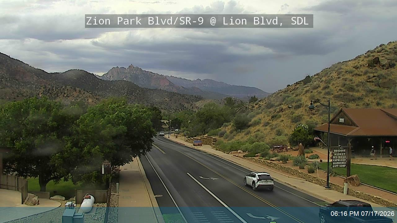 SR-9 traffic camera, view north, Springdale, Utah