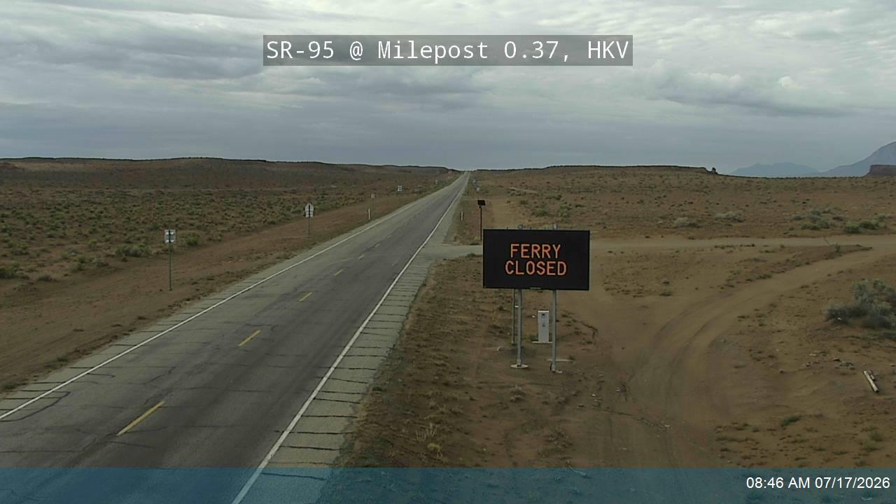 SR-95 traffic camera, view south, Hanksville, Utah