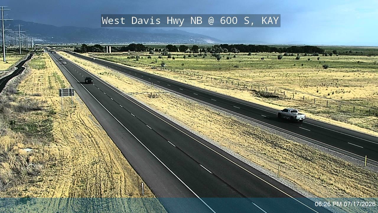 West Davis Hwy traffic camera, view north, Kaysville, Utah