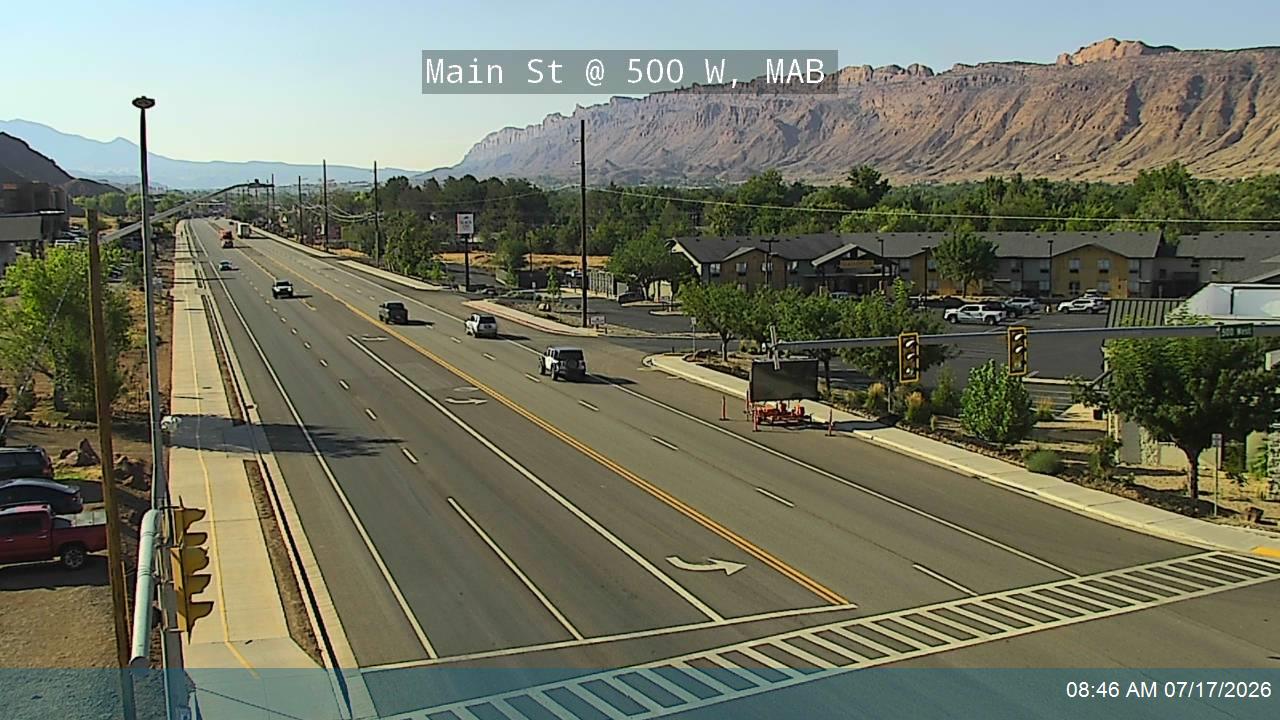 US-191 traffic camera, view south, Moab, Utah