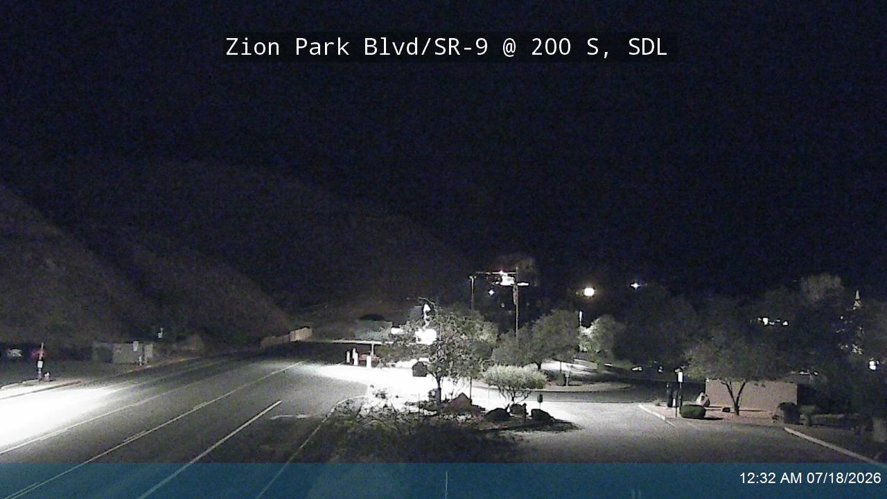 SR-9 traffic camera, view north, Springdale, Utah