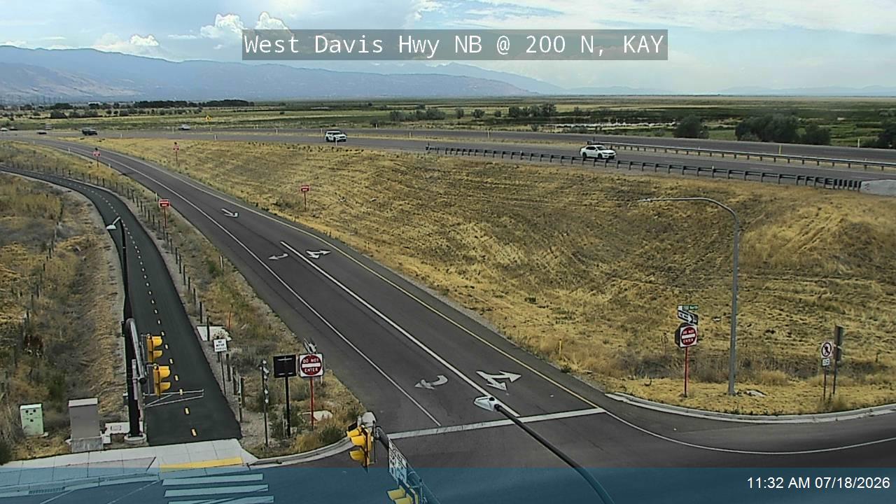 West Davis Hwy traffic camera, view north, Kaysville, Utah