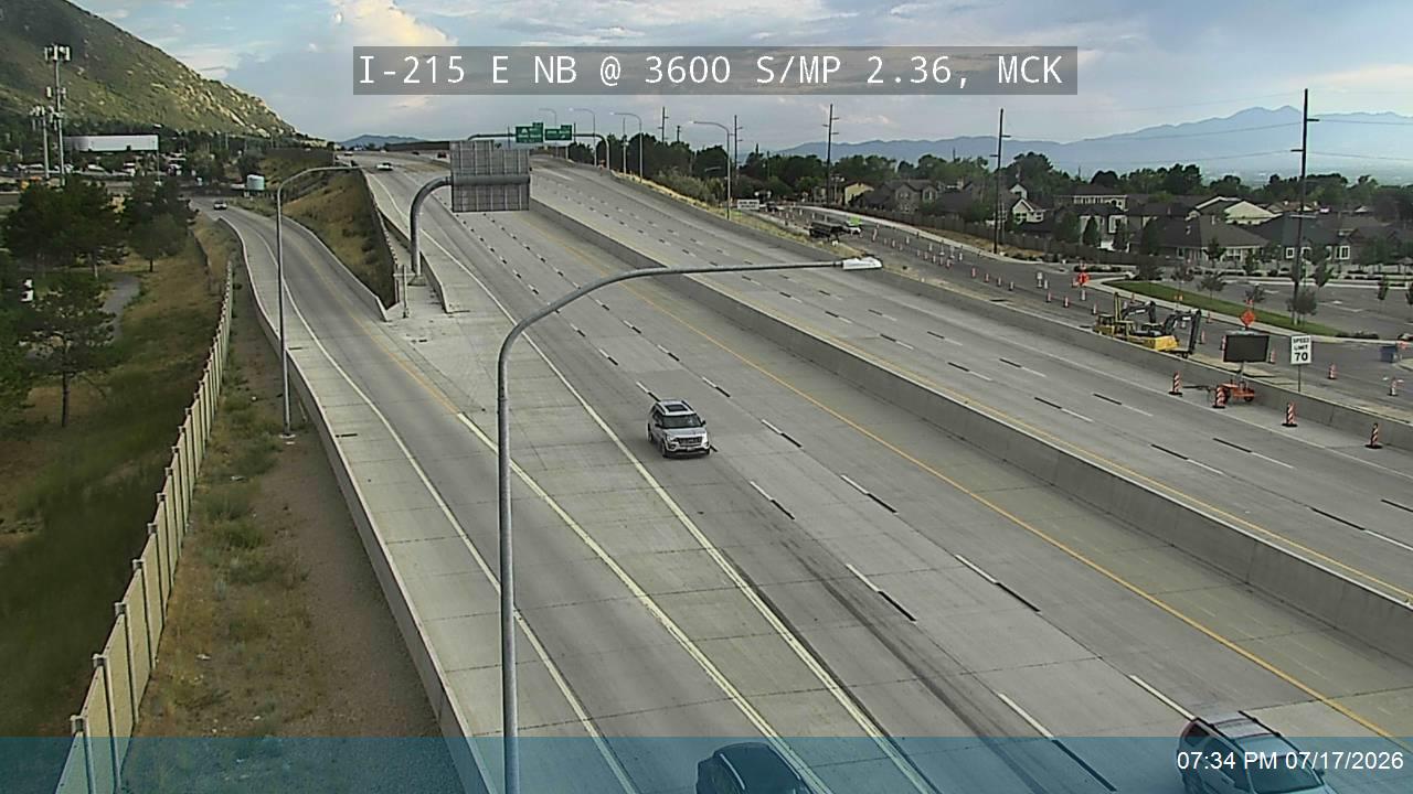 I-215 traffic camera, view north, Millcreek