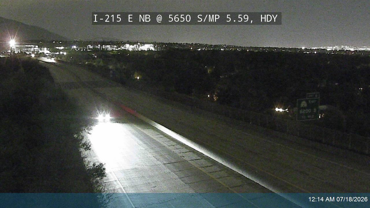 I-215 traffic camera, view north, Holladay