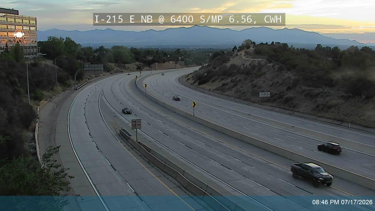 I-215 traffic camera, view north, Cottonwood Heights