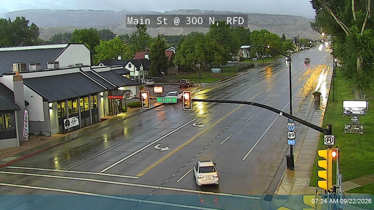 Main St / SR-120 @ 300 N / SR-118, RFD