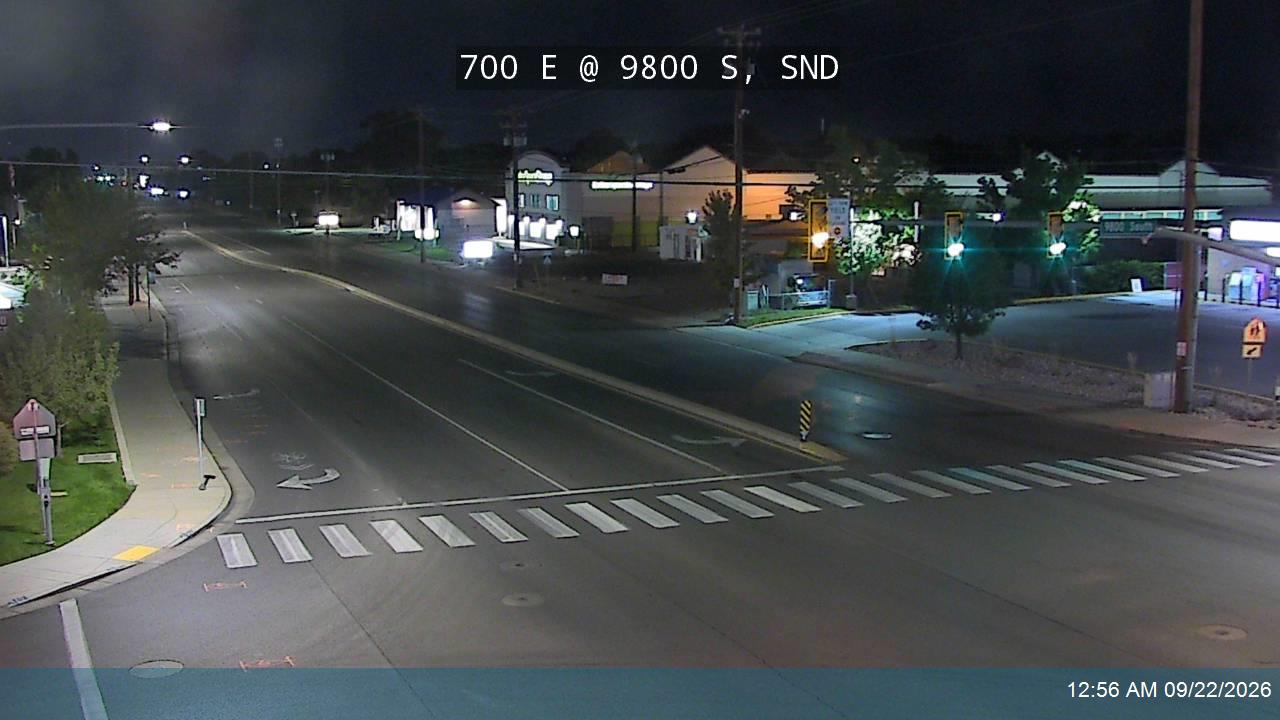 700 E / SR-71 @ 9800 S / Sego Lily Dr, SND