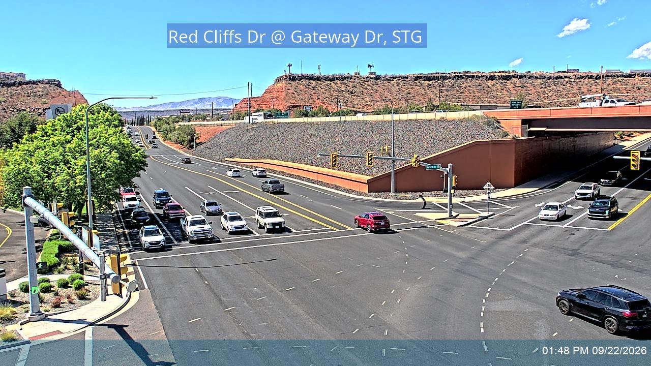 Red Cliffs Dr @ Gateway Dr, STG