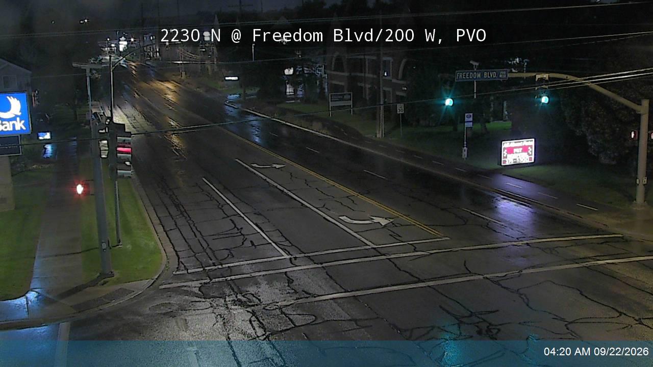 2230 N @ Freedom Blvd / 200 W, PVO