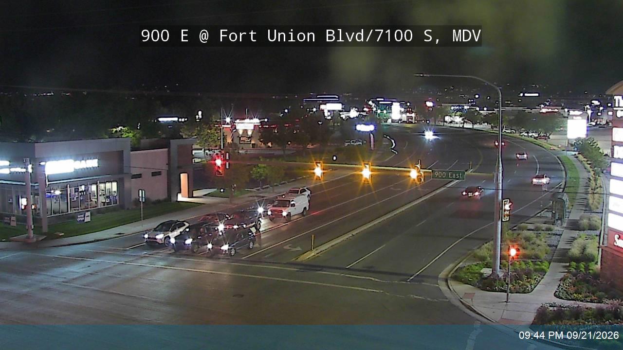 900 E / SR-71 @ Fort Union Blvd / 7100 S, MDV