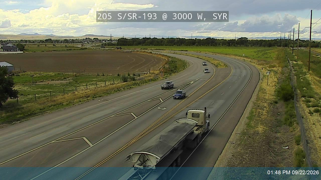 205 S / SR-193 @ 3000 W, SYR
