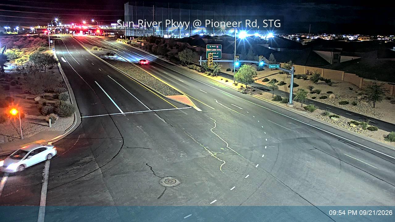 Sun River Pkwy @ Pioneer Rd, STG