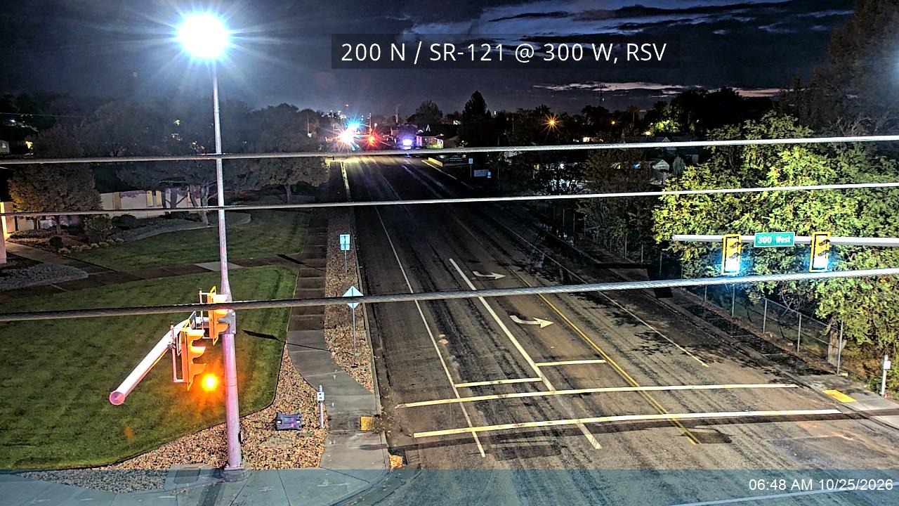 200 N / SR-121 @ 300 W, RSV