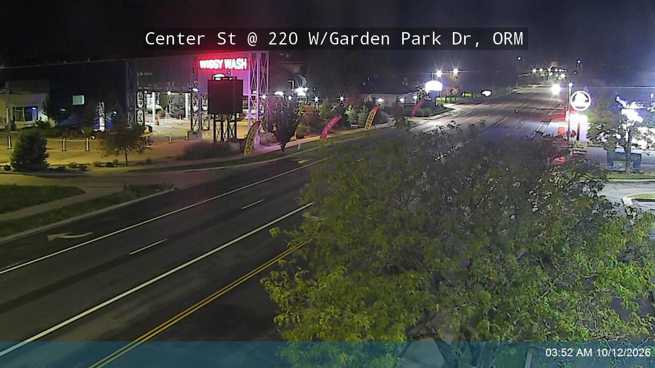 Center St @ 220 W / Garden Park Dr, ORM