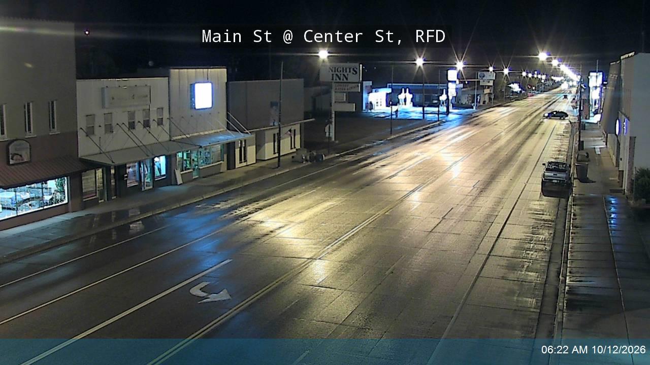 Main St / SR-120 @ Center St, RFD