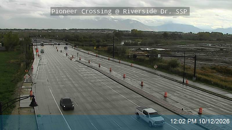 Pioneer Crossing / SR-145 @ Riverside Dr, SSP