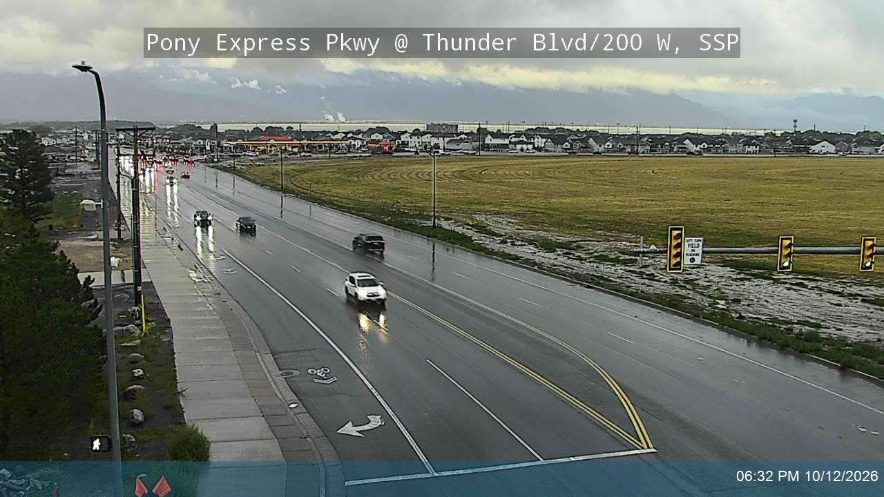 Pony Express Pkwy @ Thunder Blvd  / 200 W, SSP