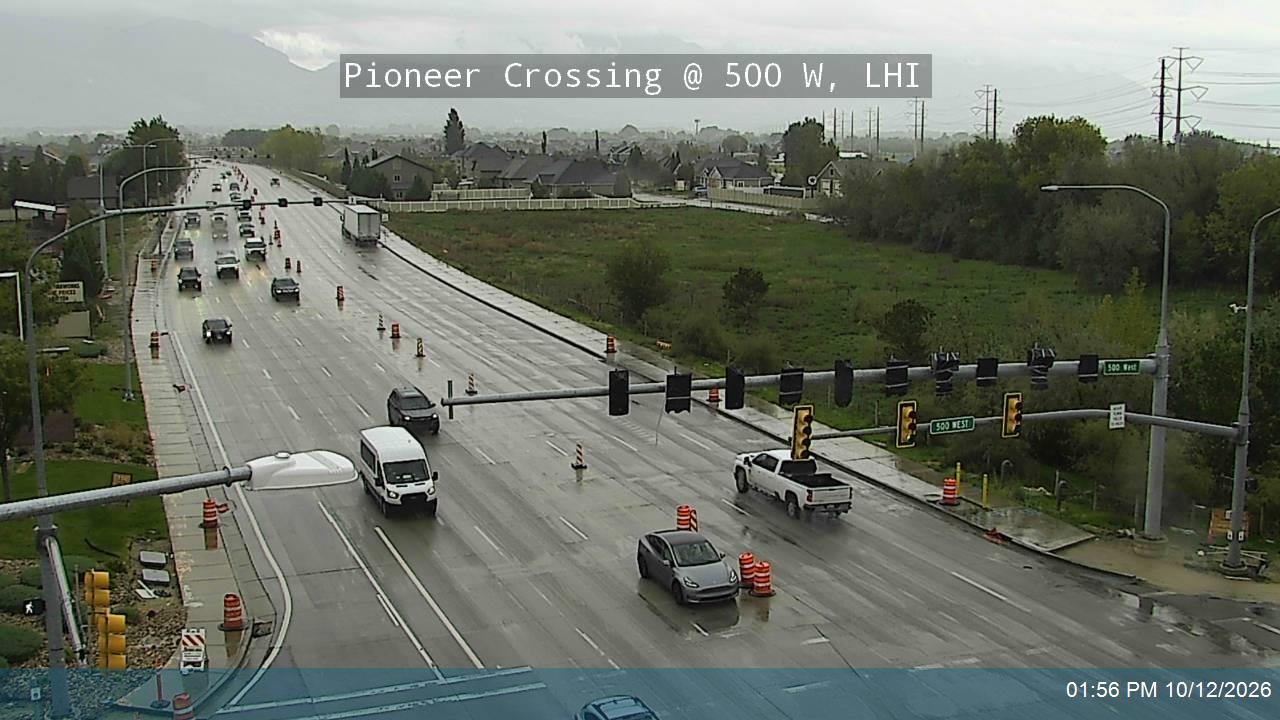 Pioneer Crossing / SR-145 @ 500 W, LHI