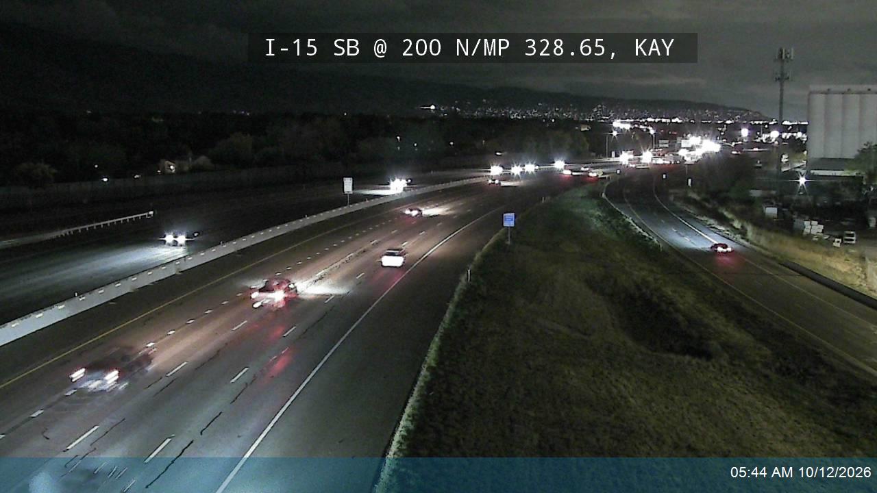 I-15 SB @ 200 N / SR-273 / MP 328.65, KAY