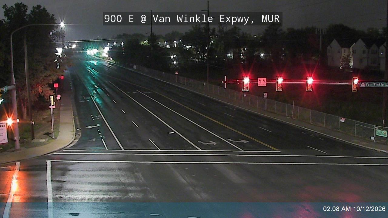 900 E / SR-71 @ Van Winkle Expwy / SR-152, MUR