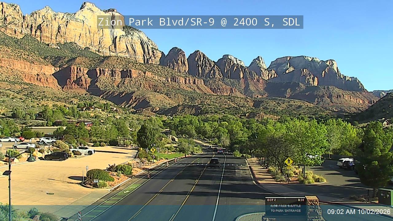 Zion Park Blvd / SR-9 @ 2400 S, SDL